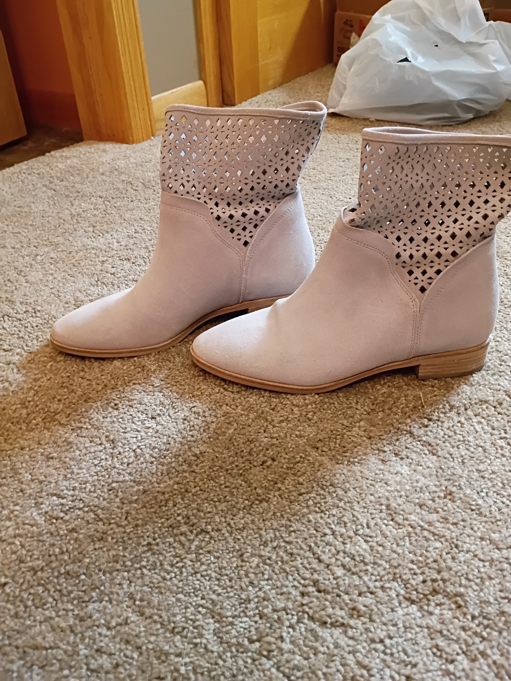 Micheal Kors Women's Pink Laser-Cut Ankle Boots